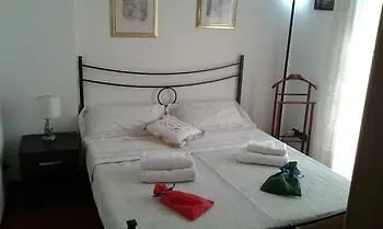 Venezia Le Tre Rose לינה וארוחת בוקר