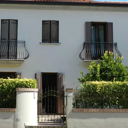Venezia Le Tre Rose 5*