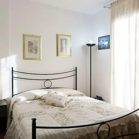 לינה וארוחת בוקר Venezia Le Tre Rose
